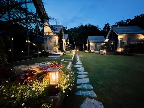 El Vaso Resort in Leam Sadej Beach