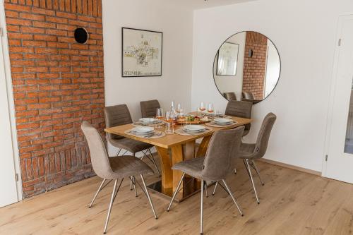 Facilities, BONNYSTAY Landshut Monument in Landshut