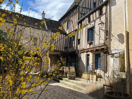 La Maison des Corporations - Chambre d'hôtes - Poilly-sur-Serein