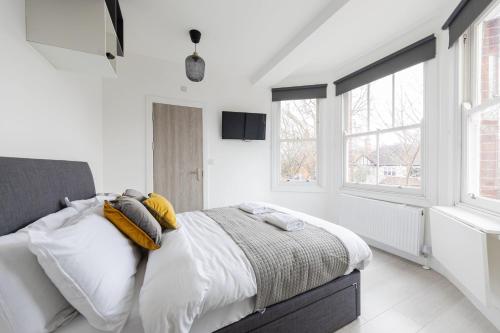 Garden View Standard Double 5Min Walk To Tufnell Park, London