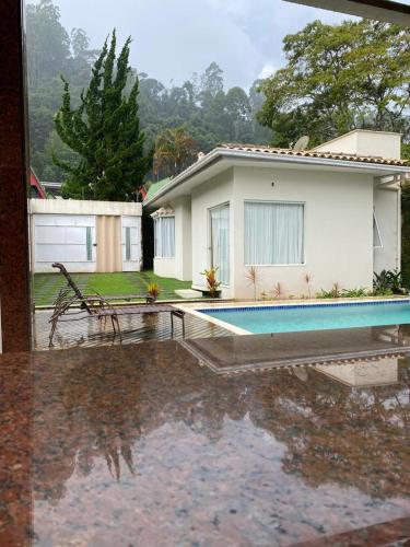 Casa para casal com piscina Alto Caparaó MG