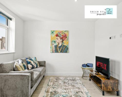 Two Bedroom Apartment by Dream Key Properties Short Lets & Long Lets Uxbridge- 6 - Uxbridge