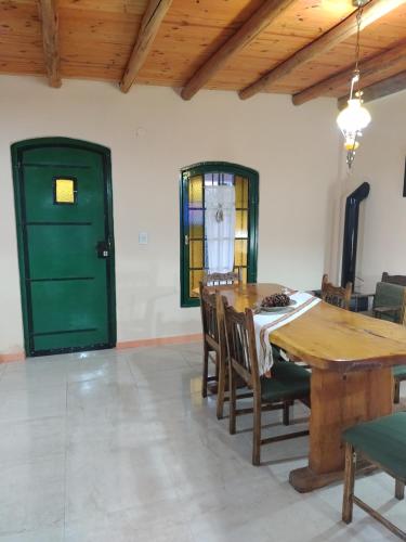 บริการและสิ่งอำนวยความสะดวก, La Casona de Cerro Colonial in เอล ตราปิเช