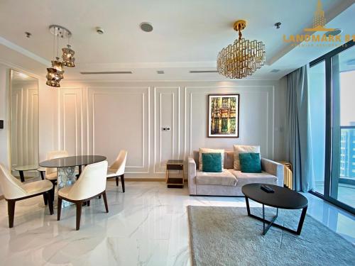 PREMIER RESIDENCES LANDMARK 81