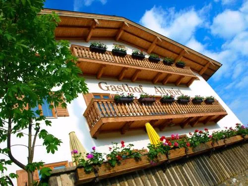 Gasthof Pension Altwirt in Sachsenkam, Deutschland