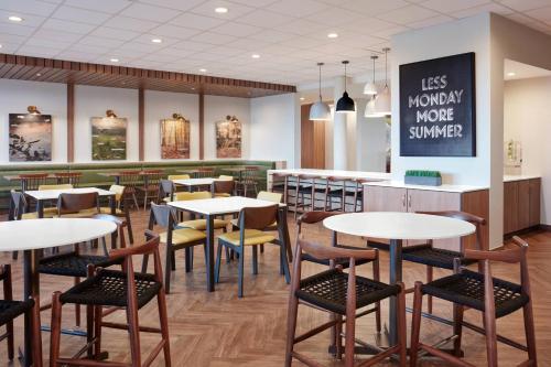 Fairfield Inn & Suites by Marriott Clear Lake – Clear Lake, IA