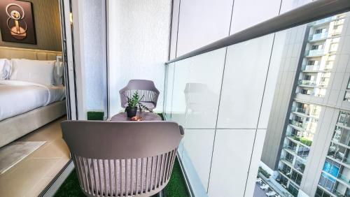 STAY BY LATINEM Luxury 1BR Holiday Home CV B905 near Burj Khalifa, Dubai (foto 9)