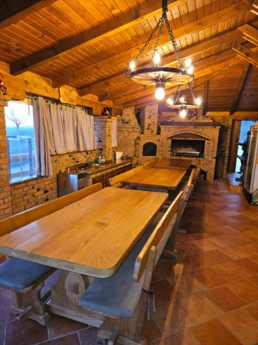 Kuća sa bazenom za odmor i domjenke MARIS (Kuca sa bazenom za odmor i domjenke MARIS) in Gorkovec