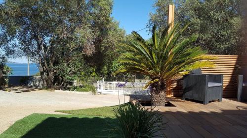 2 bedrooms, 4 beds