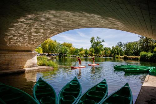 Domaine Jasmin, 6 Gîtes typiquement Charentais avec Piscines