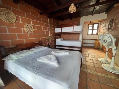 1 double bed, 1 twin bed, 1 bunk bed