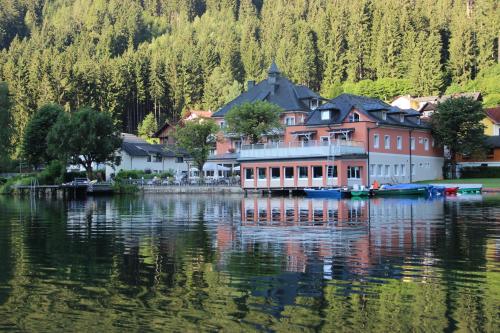 Strandhotel Burgstaller