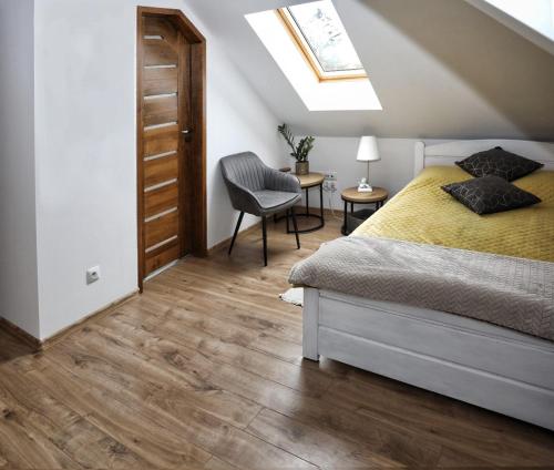 Willa Vita - Apartment z kominkiem i dużym tarasem, Sauna, Jacuzzi, Altana z Grill, z możliwością wynajmu dotakowych pokoi - Schönes Appartement mit Kamin und großer Terrasse, Sauna, Jacuzzi, Pavilion mit Grill und der Option zusätzliche Zimmer zu mieten
