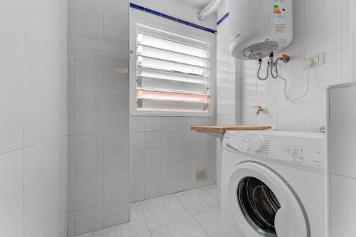 100m to a beach Spacious apartm 100m to a beach Spacious apartm