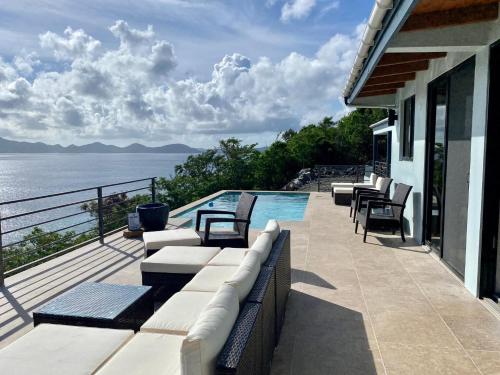 Jost Van Dyke, BVI 3 Bedroom Villa with Caribbean Views & Pool in Jost Van Dyke