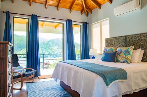 Jost Van Dyke, BVI 3 Bedroom Villa with Caribbean Views & Pool in Jost Van Dyke