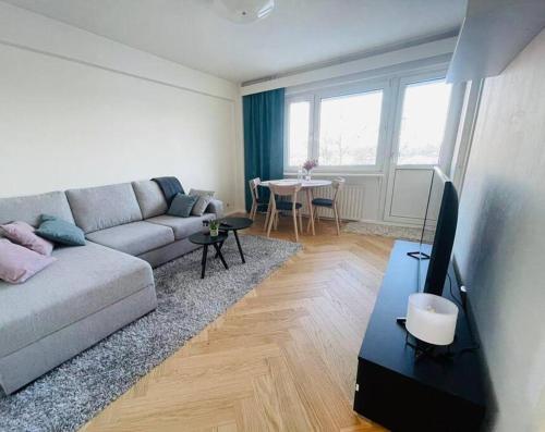 B&B Lappeenranta - Studiohuoneisto Ainonkatu AC, WiFi, balcony - Bed and Breakfast Lappeenranta