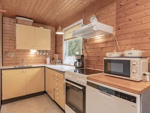 Comoditats, 4 person holiday home in Hals-By Traum in Hou