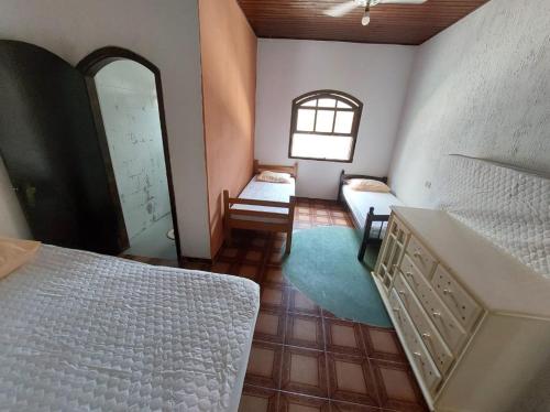 Casa Guarujá c/ piscina grande Casa Guarujá c/ piscina grande