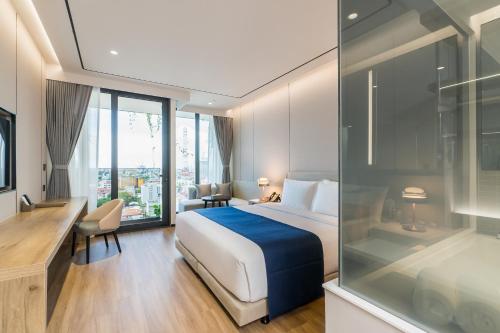 room detail thumbnail 0