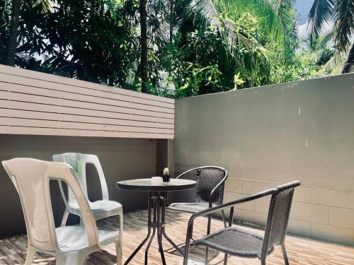 PP グランド カマラ ホテル (PP Grand Kamala Hotel) in カマラ