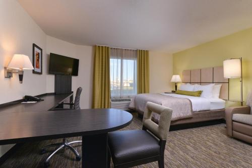 Candlewood Suites CASPER, an IHG hotel - Tap to explore photos