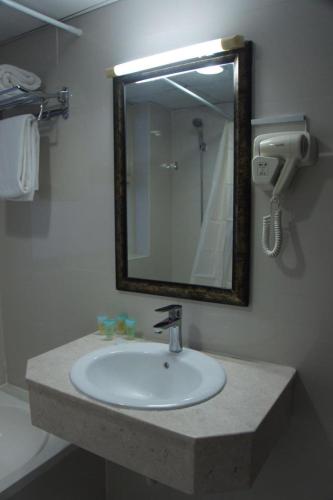 Three 888 Hotel Three 888 Hotel