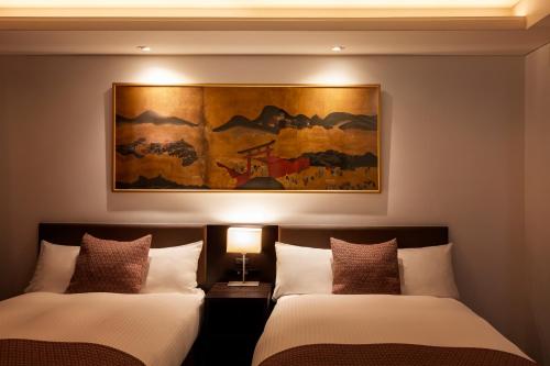 Premium Quadruple Room image 10