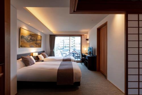 Comfort Twin Room image 4
