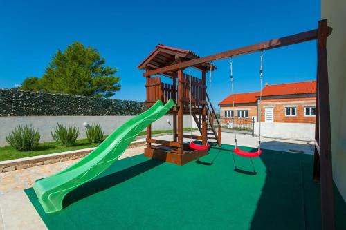 Playground, Villa Valentina Nin in Ninski Stanovi
