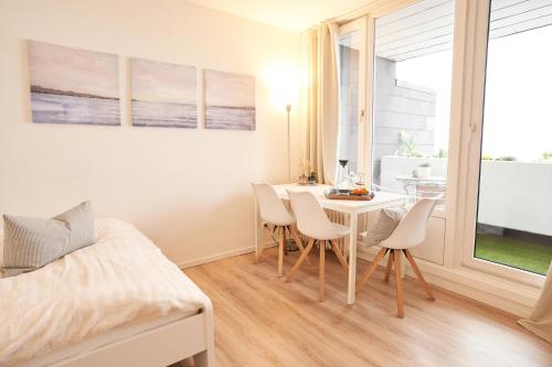 Gemütliches und helles Studio Apartment mit Balkon, Badewanne, WLAN, Parkplatz
