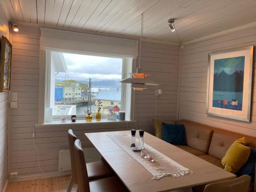 Cozy Family House with Sea Views in Historic Nyksund in Nyksund