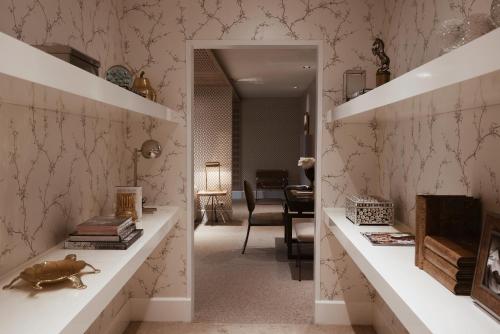 Hotel Van Cleef - image 17