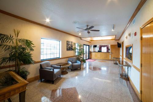 Econo Lodge Inn & Suites Corpus Christi