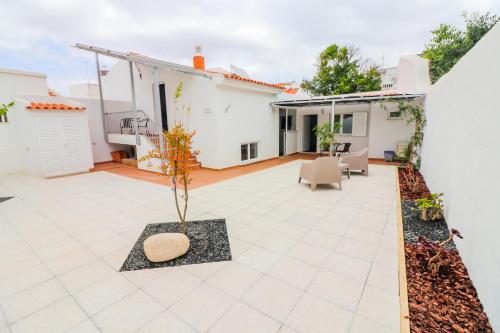 Létesítmények, Little Break Guest House in Lagos