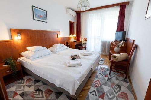 Double or twin room, balcony