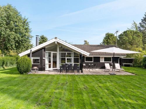 Holiday Home Eivor - 500m from the sea in Sealand by Interhome, Pension in Hornbæk