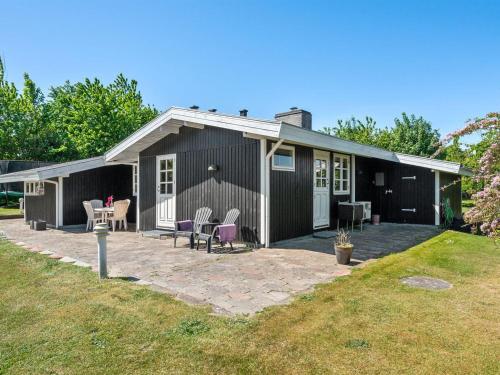 Holiday Home Tobrjön - 200m to the inlet in Sealand by Interhome