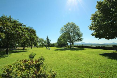 Kert, Il Castello in Villaga