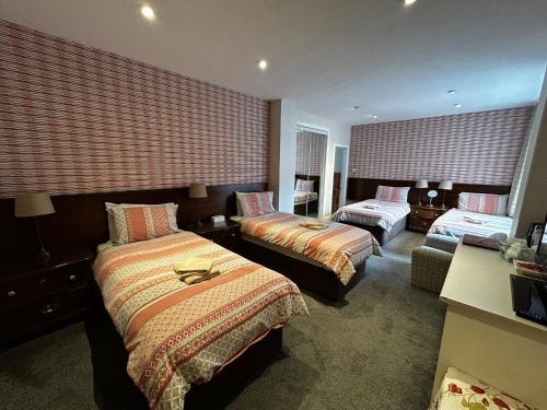Acer Lodge Guest House in Corstorphine