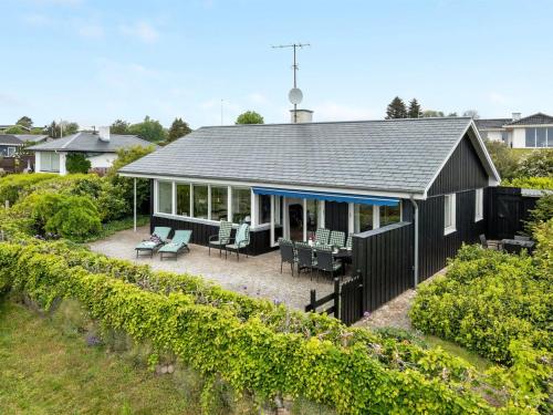 Holiday Home Annalia - 50m from the sea in Funen by Interhome