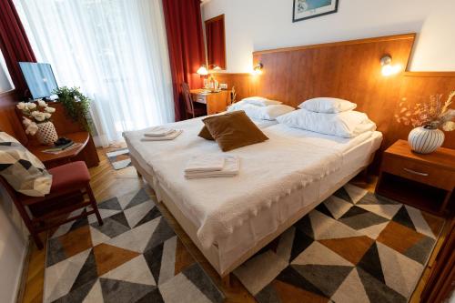 Helios Apartman Hotel - image 8