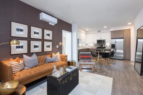 Elan Menlo Elan Menlo