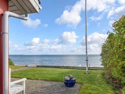 Holiday Home Keti - 5m from the sea in Funen by Interhome