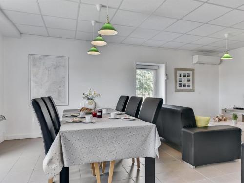 Apartment Haralde - 2-5km from the sea in Funen by Interhome