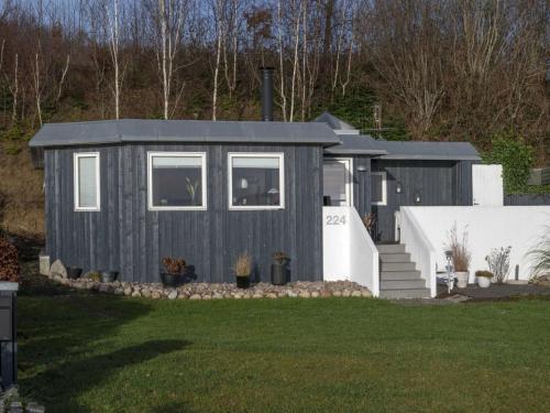 Holiday Home Annalie - 50m from the sea in SE Jutland by Interhome