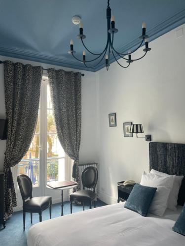 room detail thumbnail 0