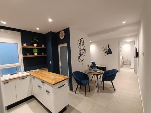 Lovely 1-Bed Apartment in lac1 Tunis, Tunis
