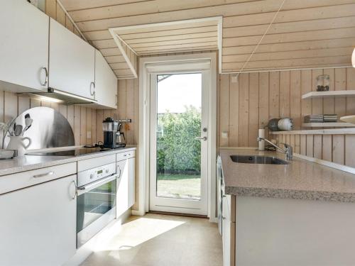 Holiday Home Rathi - 250m from the sea in Funen by Interhome
