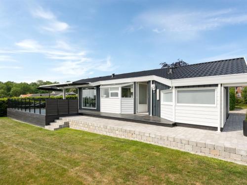  Holiday Home Aasta - 250m from the sea in SE Jutland by Interhome, Pension in Binderup Strand